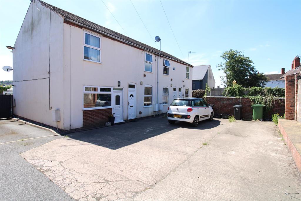 New Street, Brierley Hill