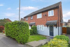 Carlyle Gardens, Billericay