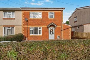 Elm Street, Pontypridd