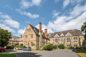 Devon House Drive, Newton Abbot