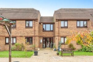 Pond Farm Close, Northampton