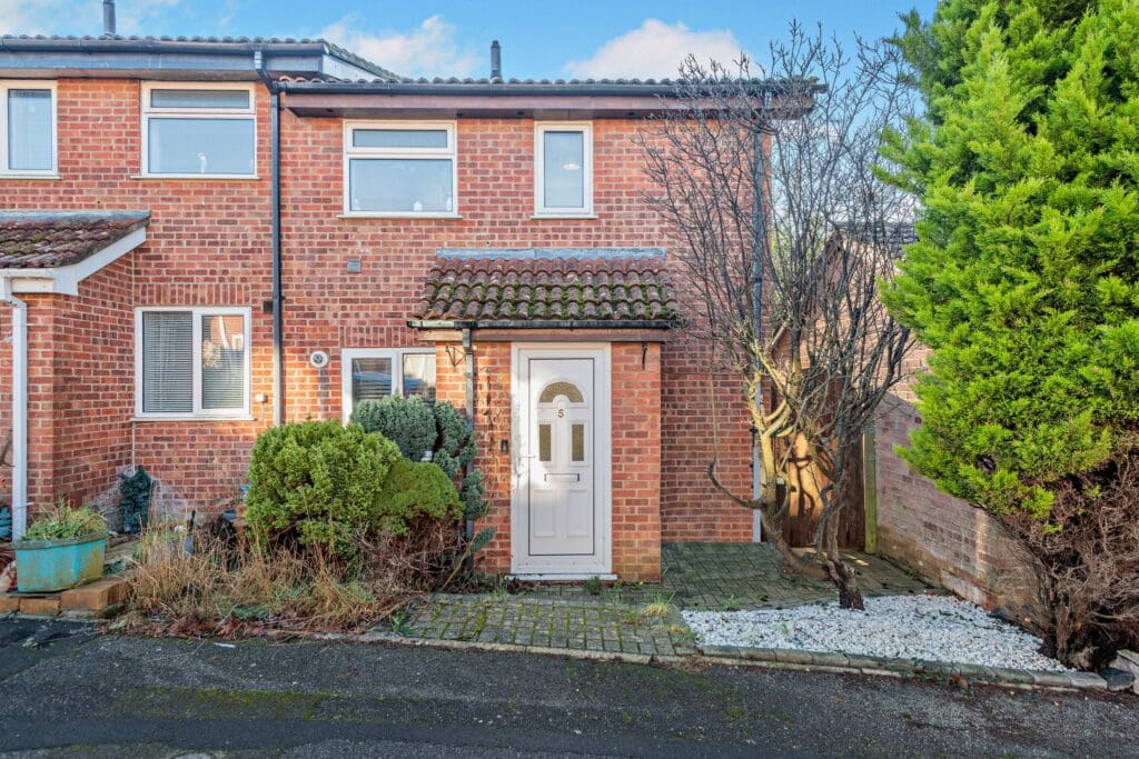 Sycamore Close, Poole