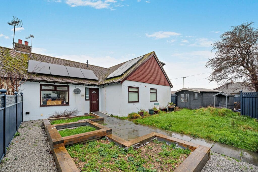 West View Drive, Arundel