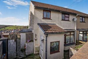 Lansbury Avenue, Hengoed
