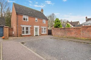 Crabapple Close, Wymondham