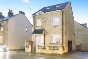 Lingwood Gardens, Bradford