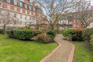 Fisherton Street, London