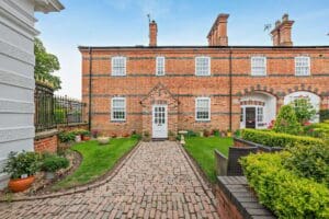 Rangemore Hall Mews, Burton-on-Trent
