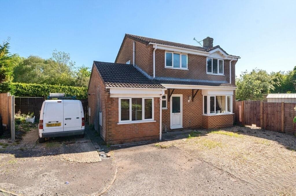 Juniper Road, Waterlooville