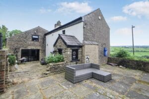 Woodhead Road, Glossop