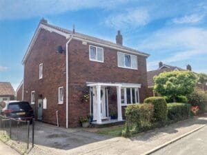 Woolam Hill, Hull