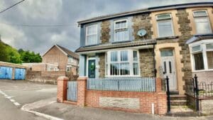 Elizabeth Street, Pentre