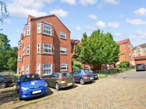 Lucas Close, Crawley