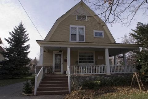 The Groundhog Day piano teacher's house